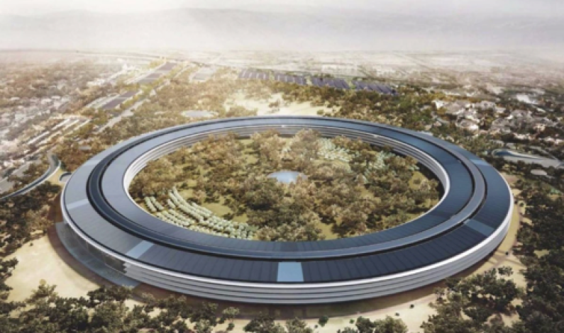 Apple turns 40 Apple turns 40